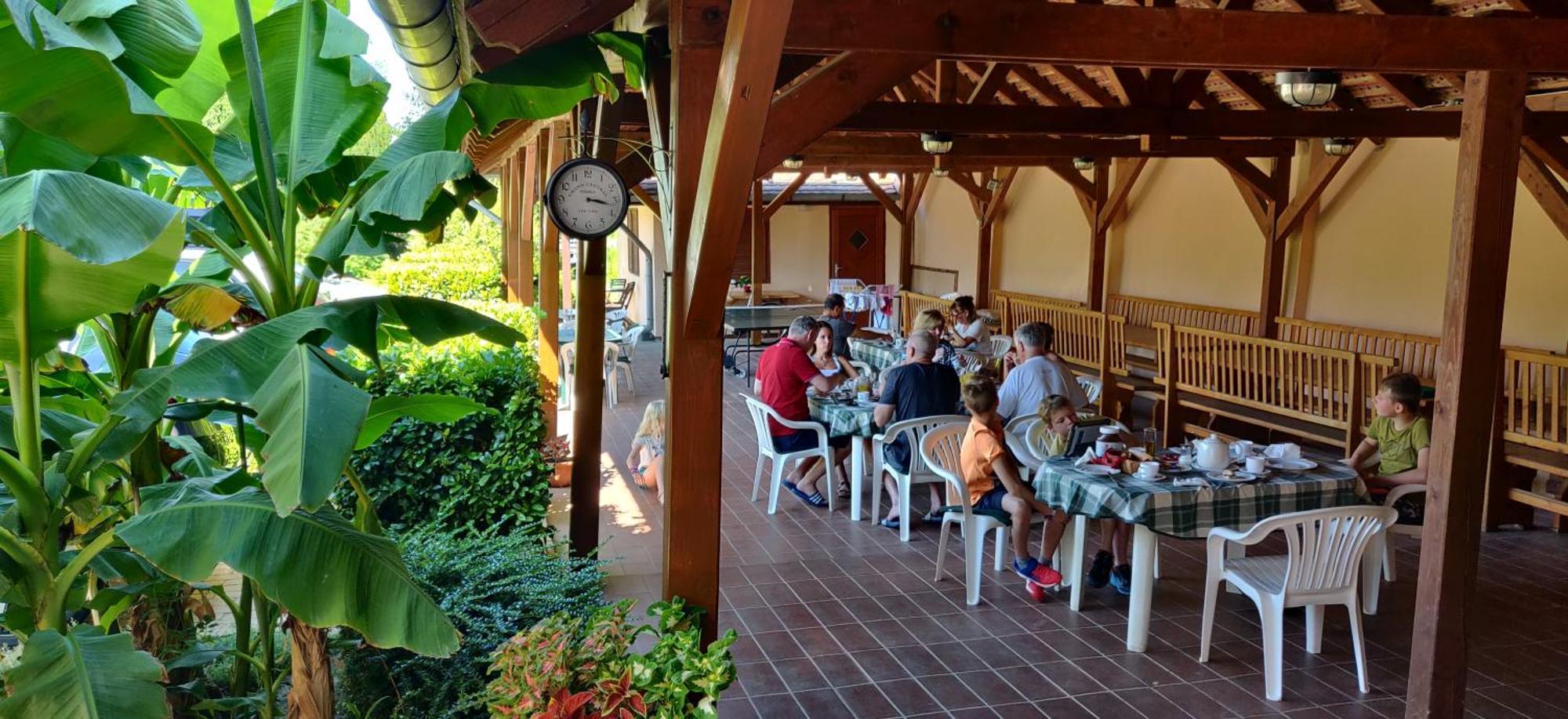 Korona Panzio Bed and Breakfast Balatonberény Buitenkant foto