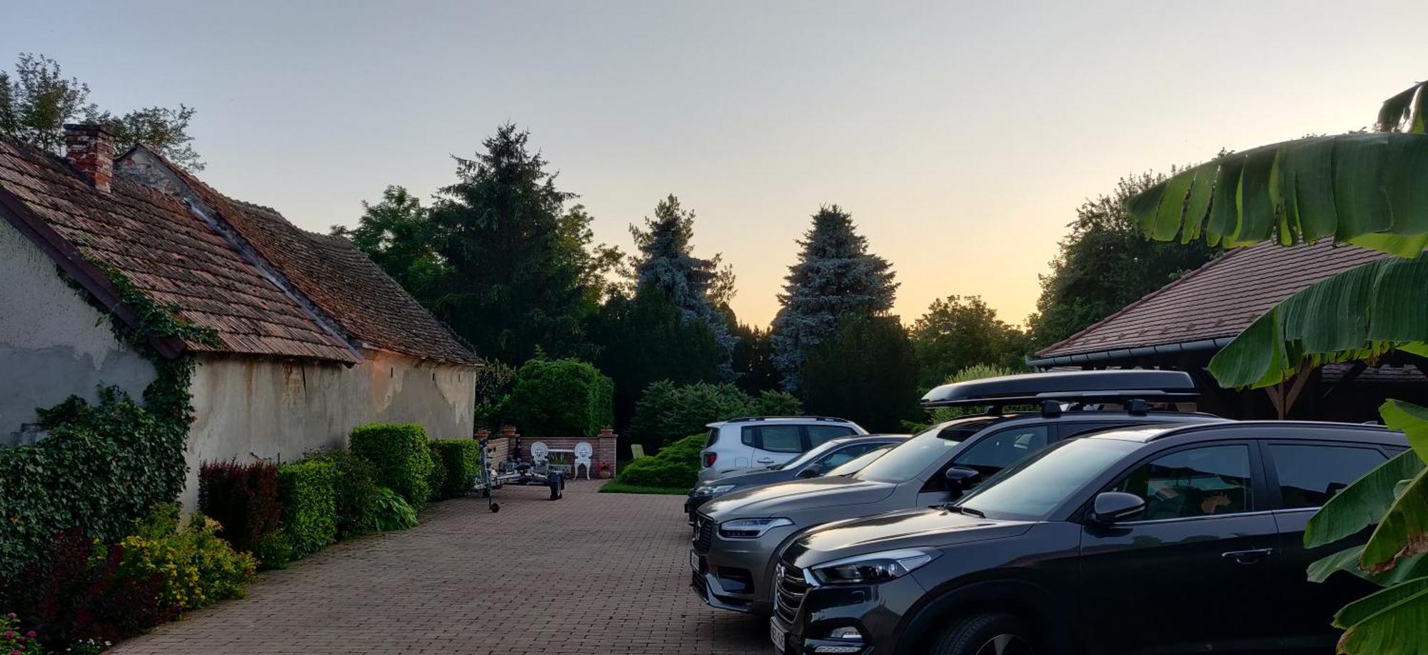 Korona Panzio Bed and Breakfast Balatonberény Buitenkant foto