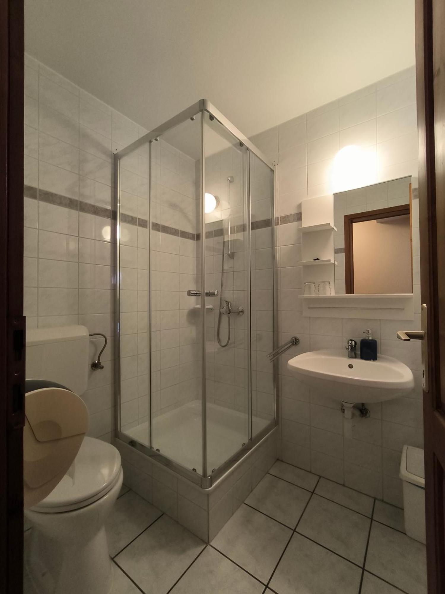 Korona Panzio Bed and Breakfast Balatonberény Buitenkant foto