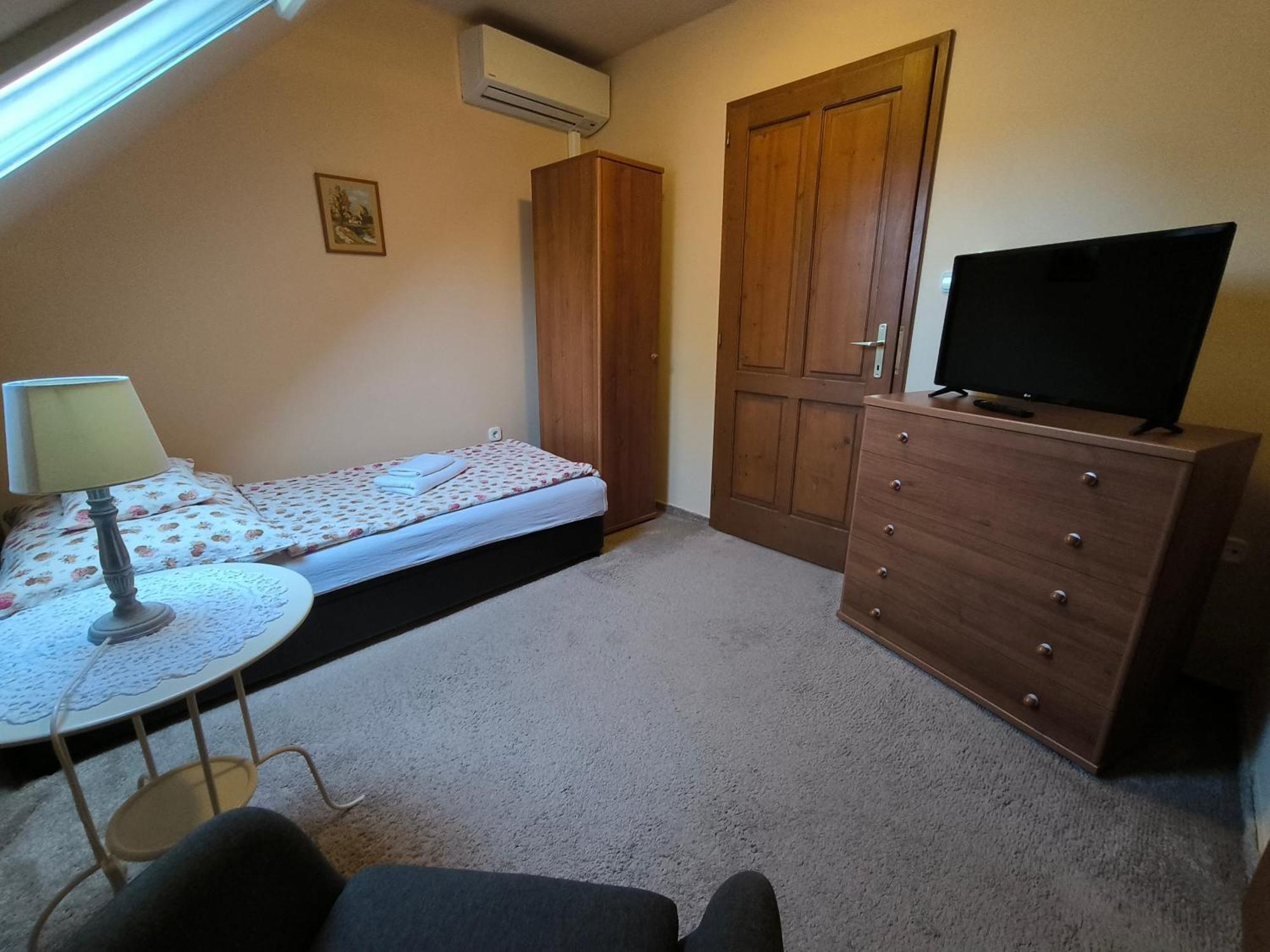Korona Panzio Bed and Breakfast Balatonberény Buitenkant foto